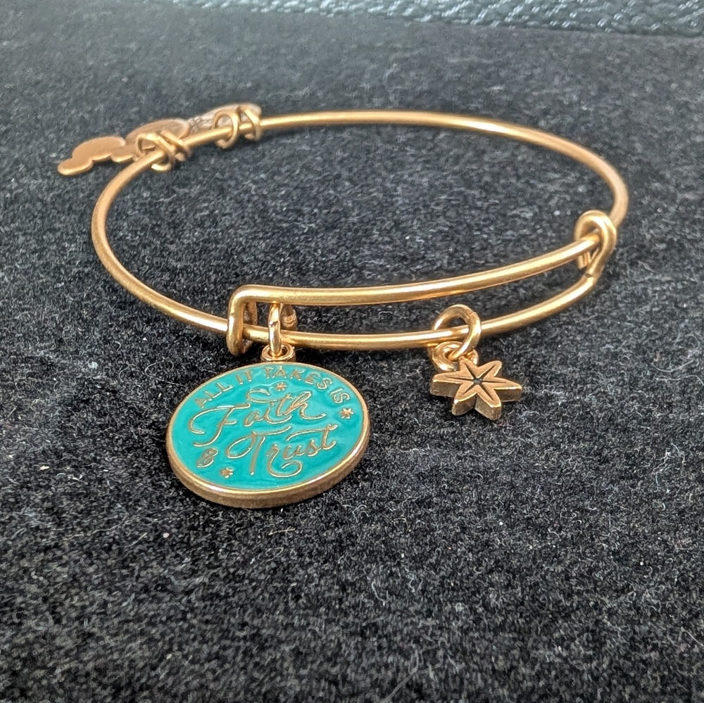 Alex And Ani X Disney Peter Pan Charm Expandable Bangle